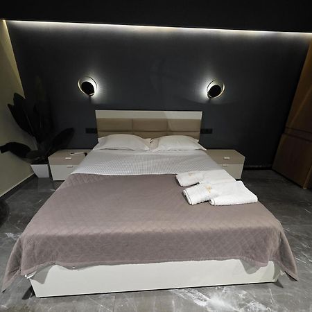 La Mirage Suites & Apartments Tirana Buitenkant foto