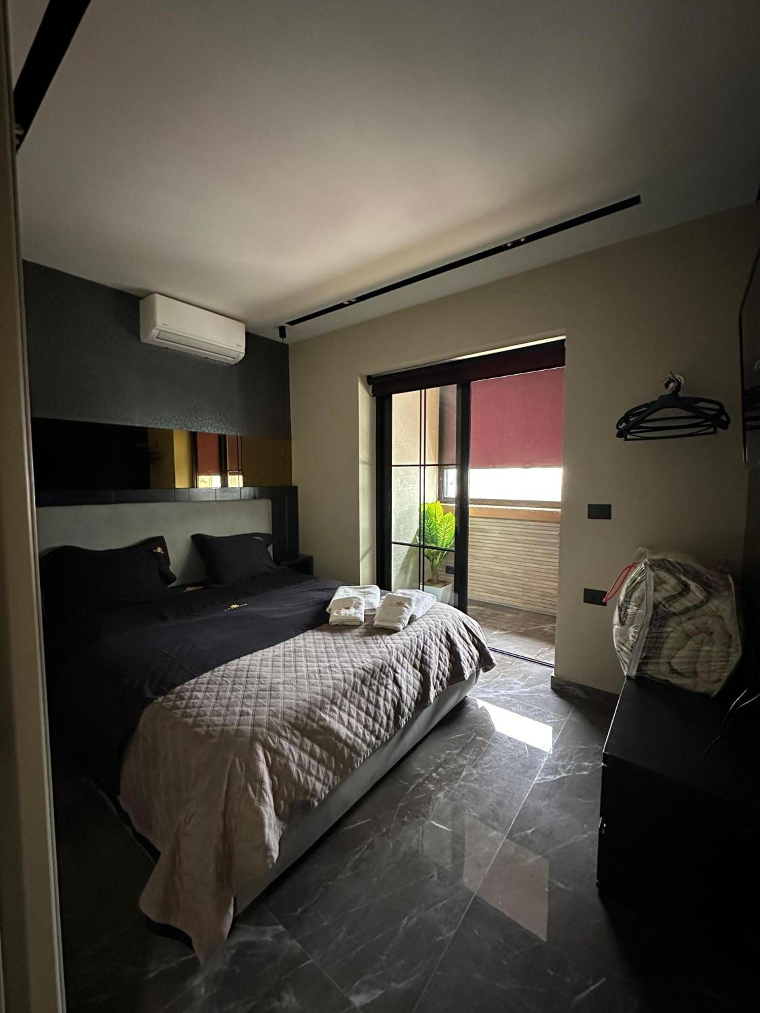 La Mirage Suites & Apartments Tirana Buitenkant foto